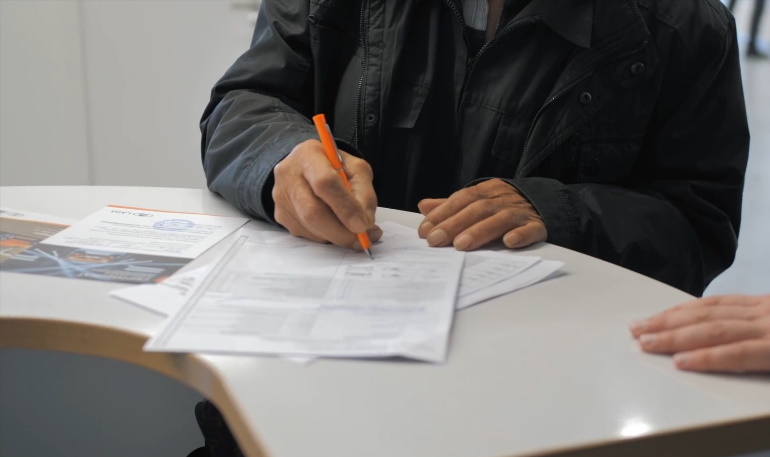 Какие доп.соглашения подписывает клиент при покупке Lada Granta Classic 2022